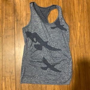 Oiselle wings out tank top